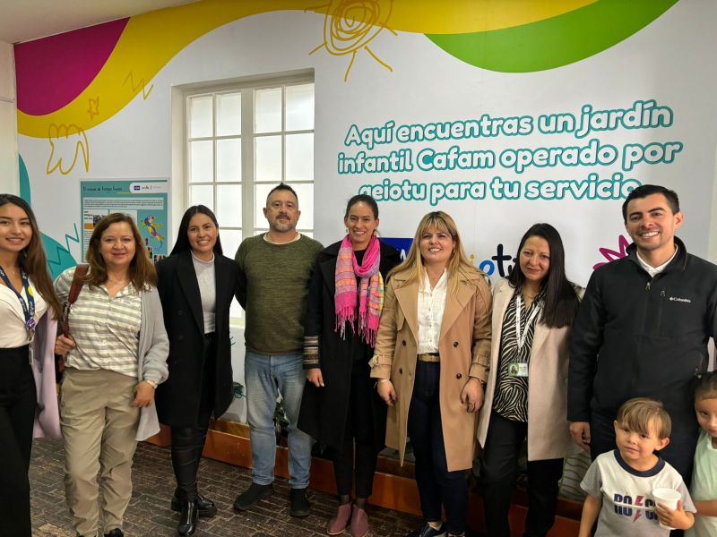 Prof. Angela Salmon at a school visit in Madrid, Spain