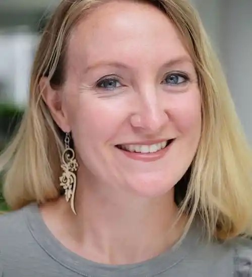 Angela Schaffer